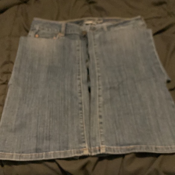 Jeans - Picture 3 of 4